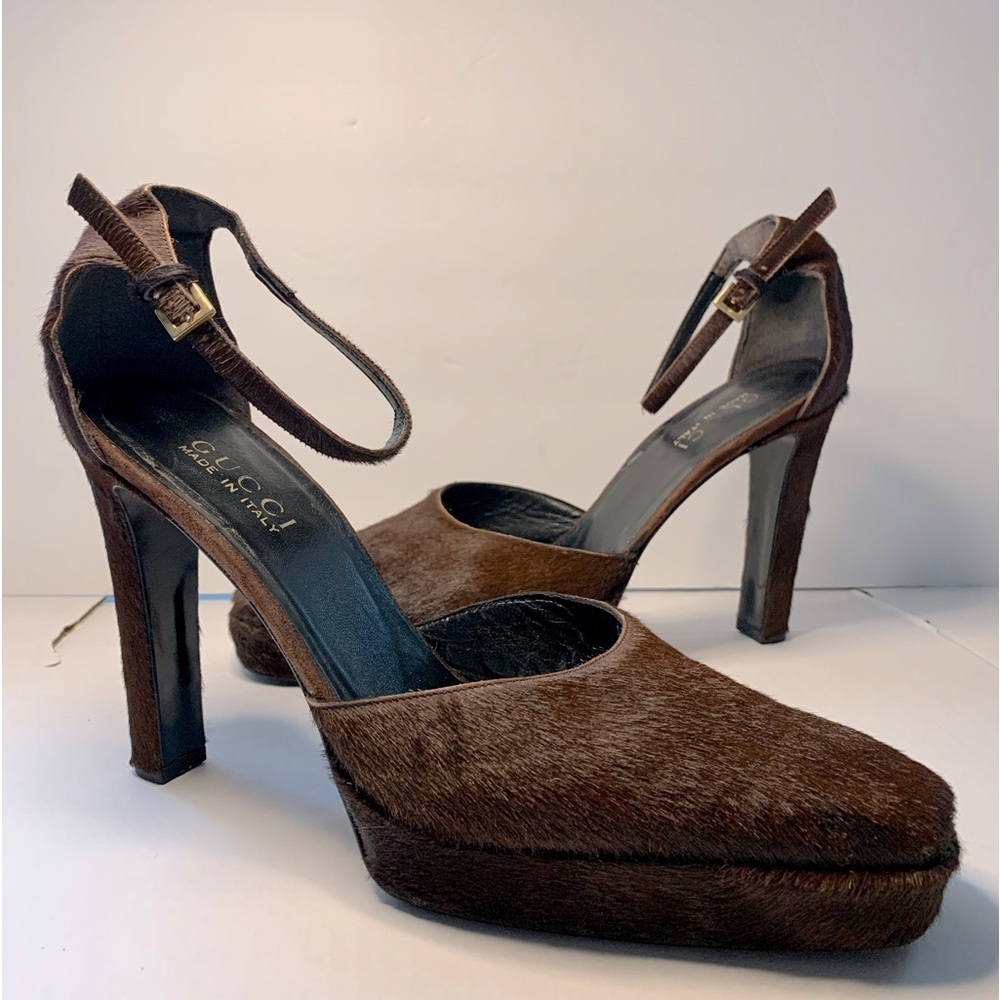 Gucci PLATFORM HEELS CHOCOLATE PONY FUR SIZE 10 B😍